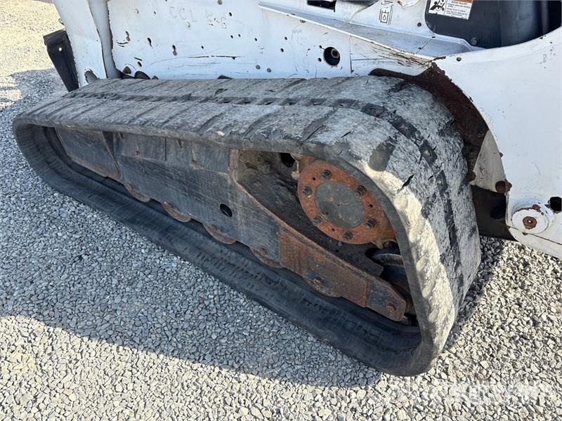 Bobcat T320 Skid steer loaders
