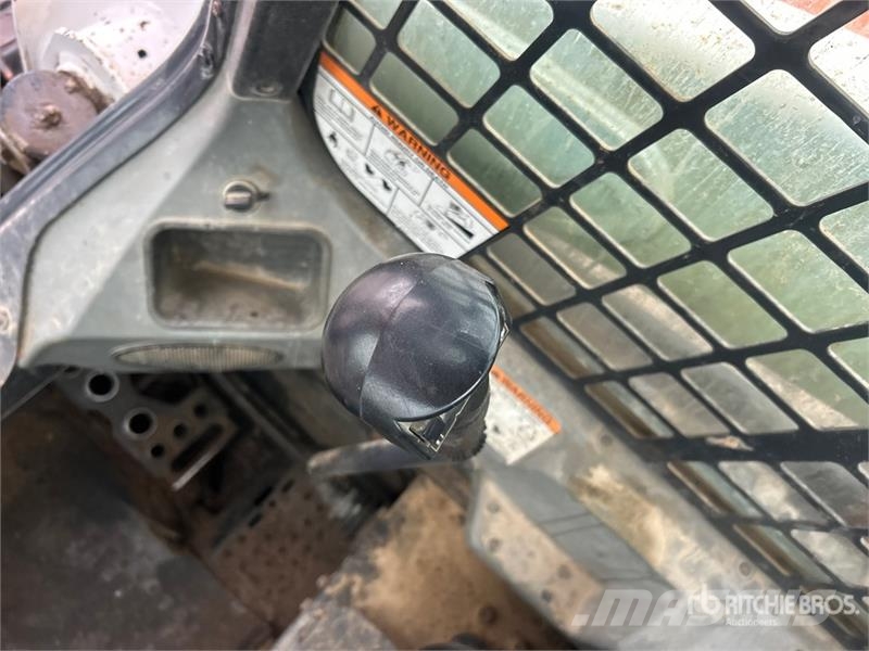 Bobcat T590 Mini Pale Gommate