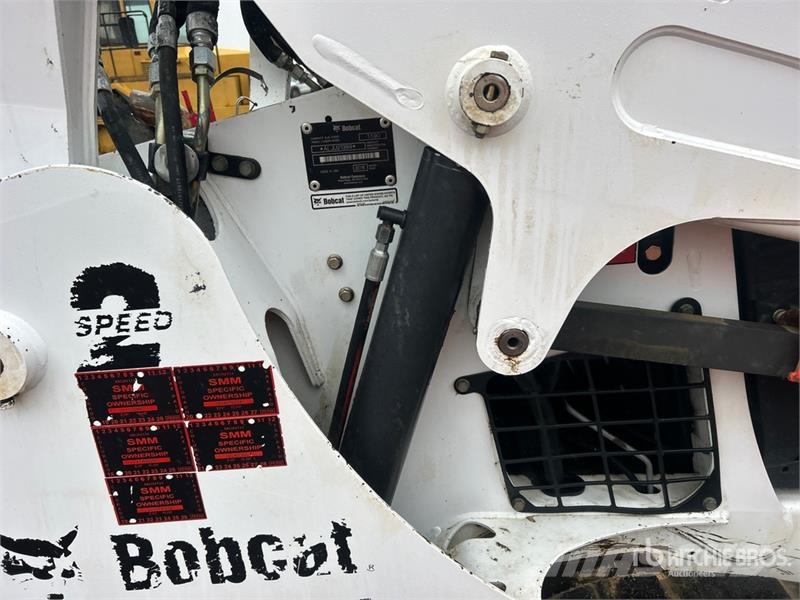 Bobcat T590 Mini Pale Gommate