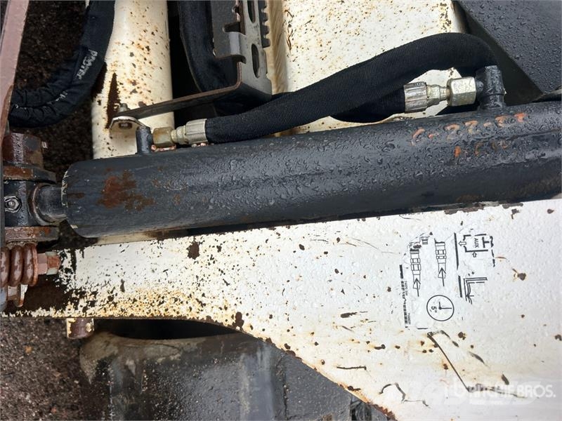 Bobcat T590 Mini Pale Gommate