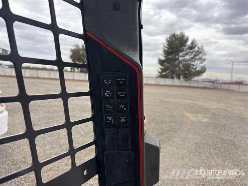 Bobcat T62 Two-Speed Compact Track Loader Kompaktrakodók