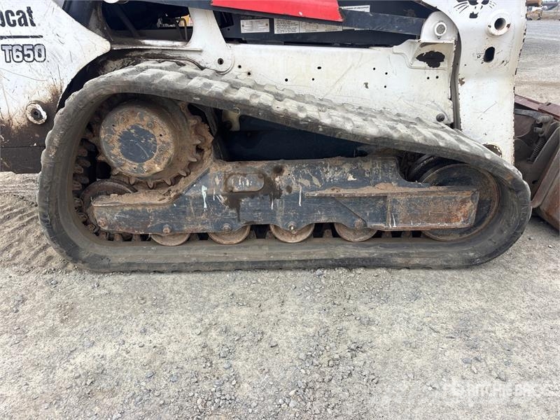 Bobcat T650 Skid steer loaders