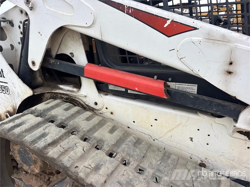 Bobcat T650 Skid steer loaders