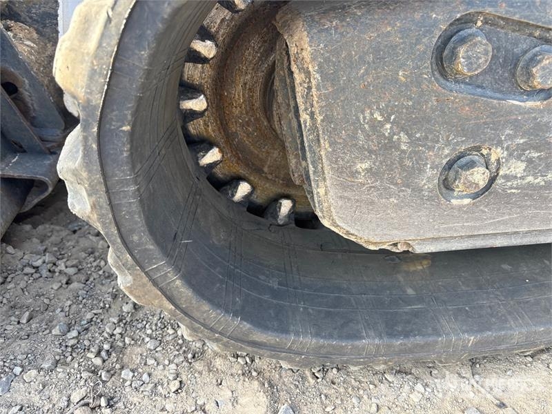 Bobcat T870 Minilæsser - skridstyret