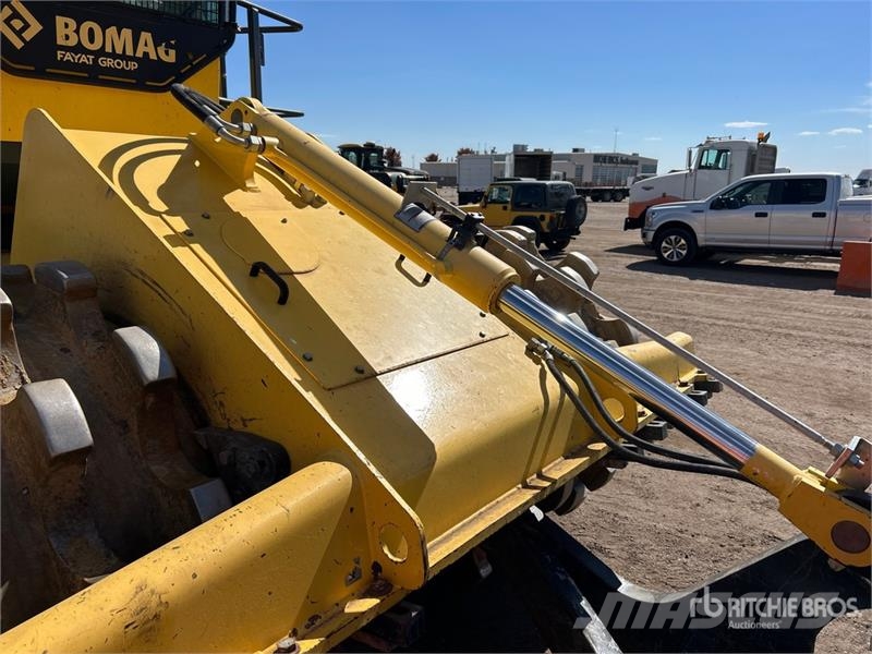 Bomag 473 EB-5 Soil Compactor 토양 다짐기