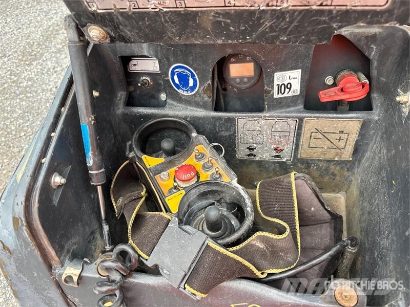 Bomag BMP 8500 토양 다짐기