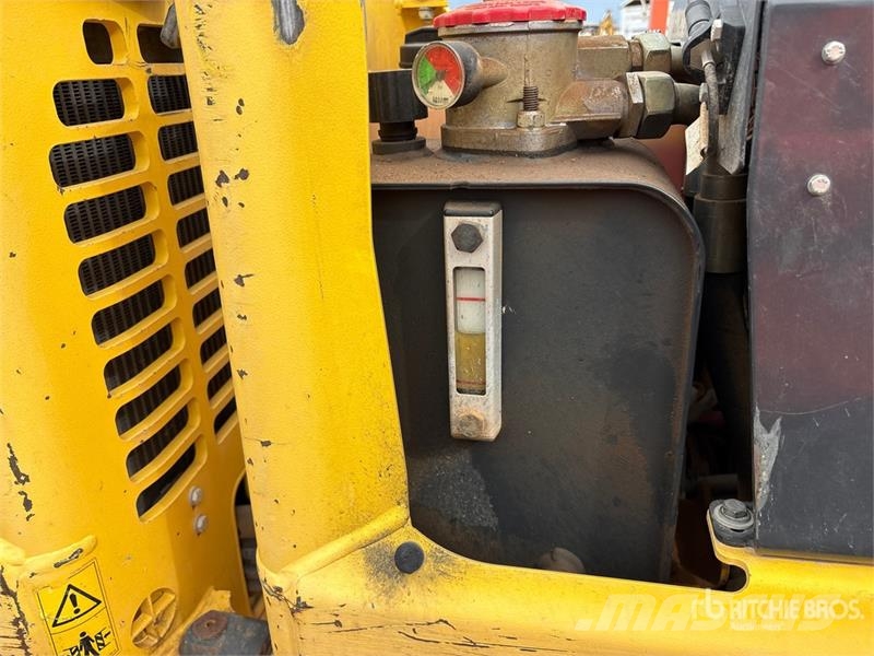 Bomag BMP 8500 ソイルコンパクター
