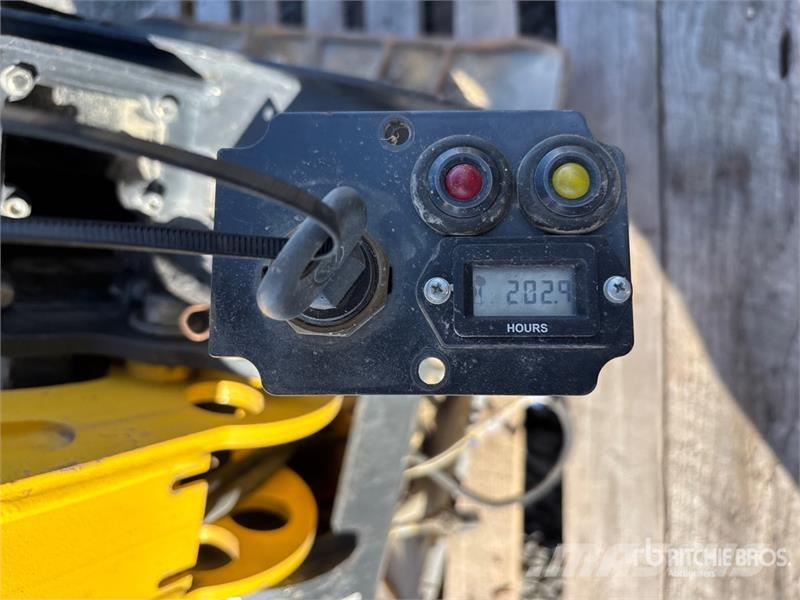 Bomag BPR60/65D Vibratory Plate Compactor (Inoperable) 진동롤러