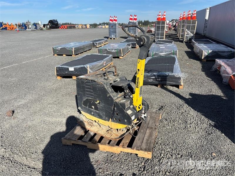 Bomag BPR60/65D Vibratory Plate Compactor (Inoperable) 진동롤러