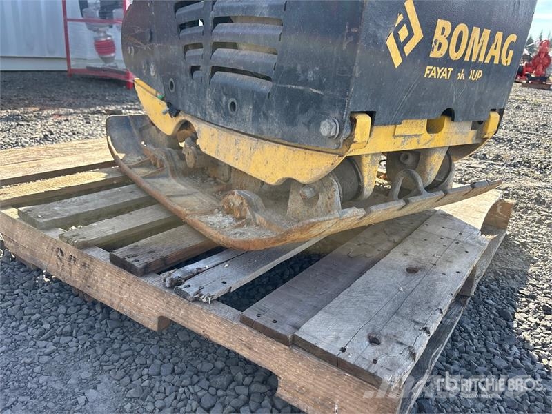 Bomag BPR60/65D Vibratory Plate Compactor (Inoperable) 진동롤러