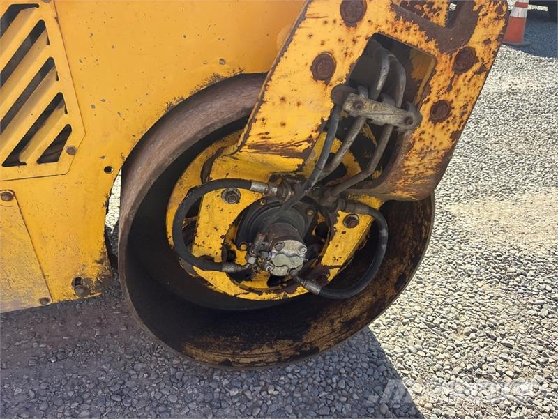 Bomag BW120 AD4 Double Drum Roller 双轮压路机