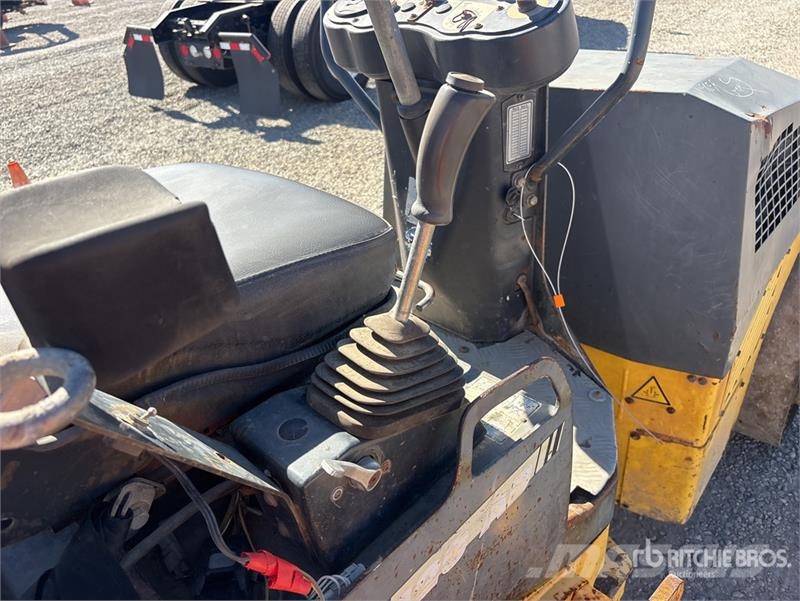 Bomag BW120 AD4 Double Drum Roller 双轮压路机