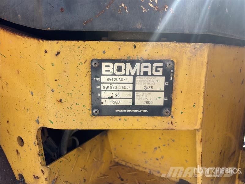 Bomag BW120 AD4 Double Drum Roller 双轮压路机