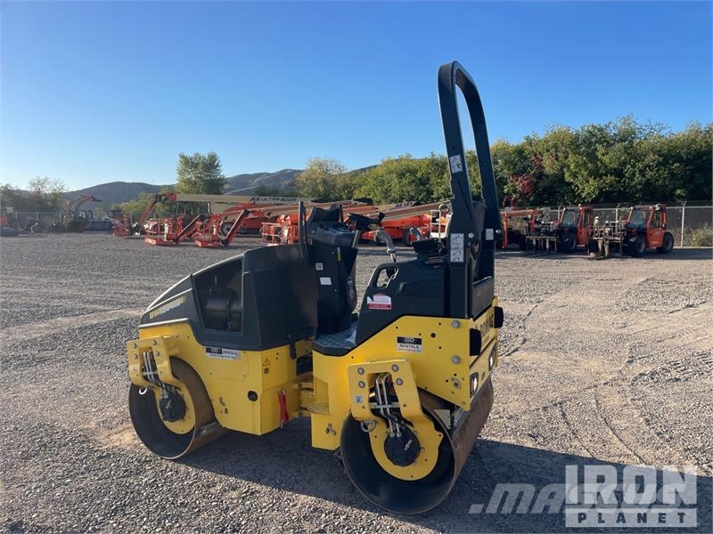 Bomag BW120AD-5 트윈 드럼 롤러