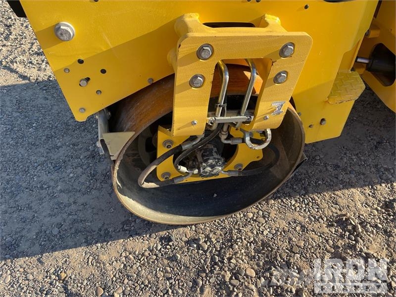 Bomag BW120AD-5 트윈 드럼 롤러