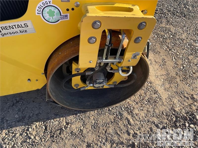 Bomag BW120AD-5 트윈 드럼 롤러