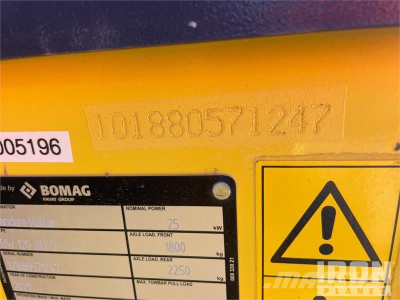 Bomag BW120AD-5 트윈 드럼 롤러