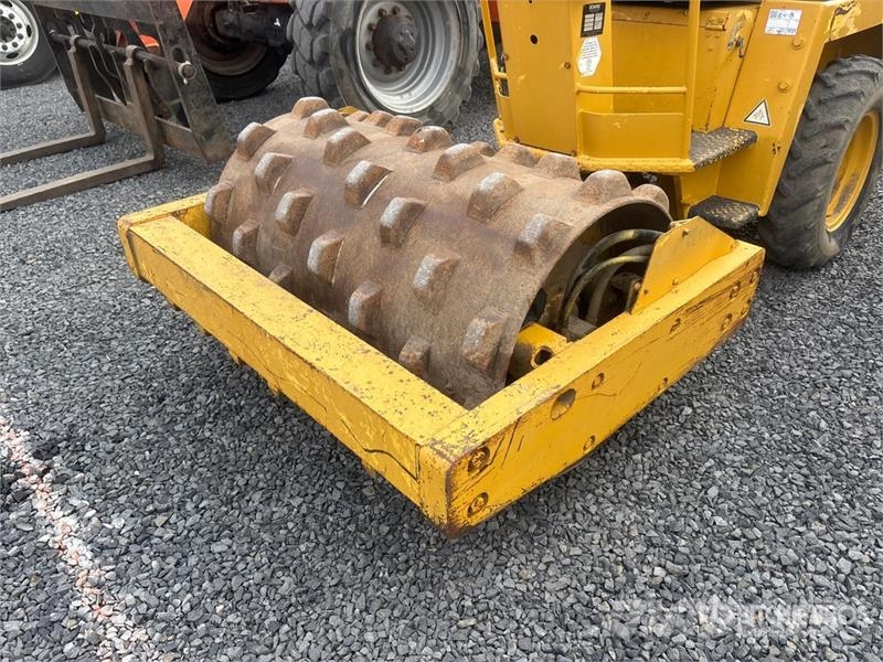 Bomag BW124PD Padfoot Drum Compactor Walzenzüge