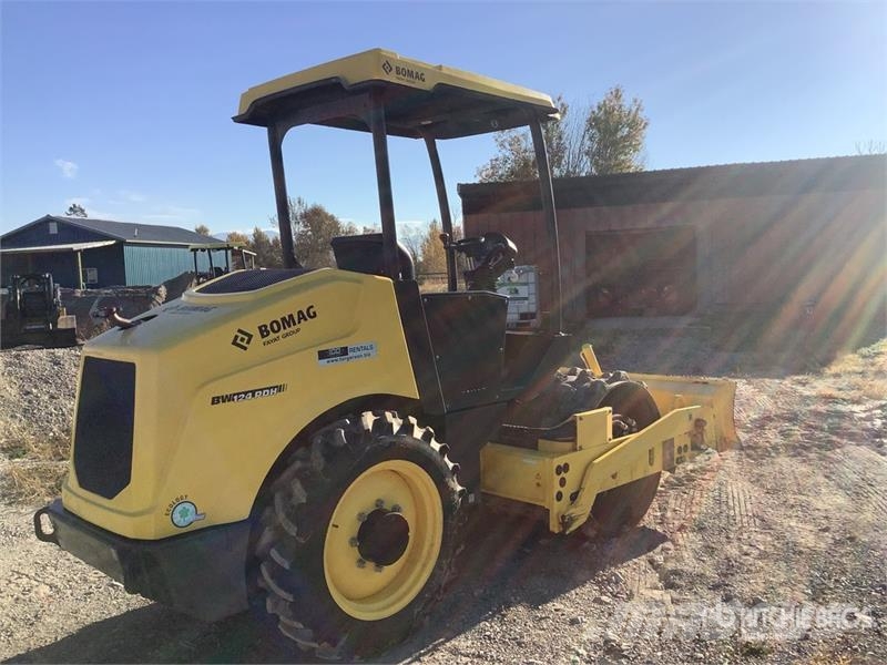 Bomag BW124PDH Padfoot Drum Compactor Single drum rollers