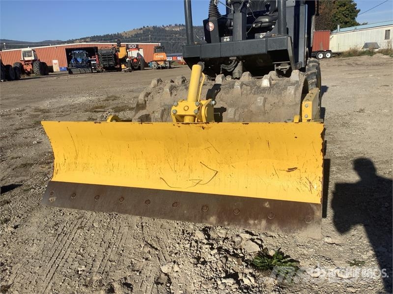 Bomag BW124PDH Padfoot Drum Compactor Single drum rollers
