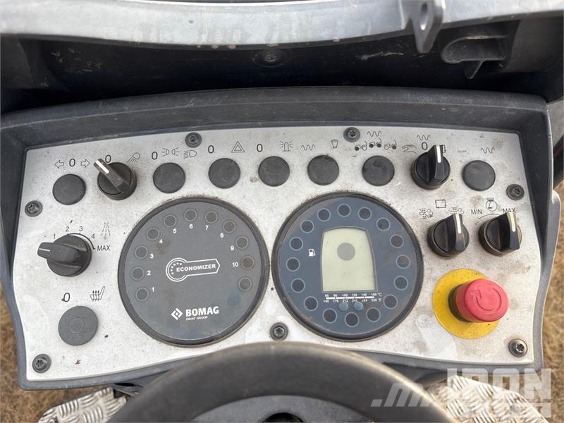 Bomag BW138AC Double Drum Roller مداحل ثنائية الاسطوانة