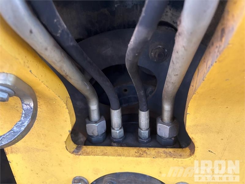 Bomag BW138AC Double Drum Roller مداحل ثنائية الاسطوانة