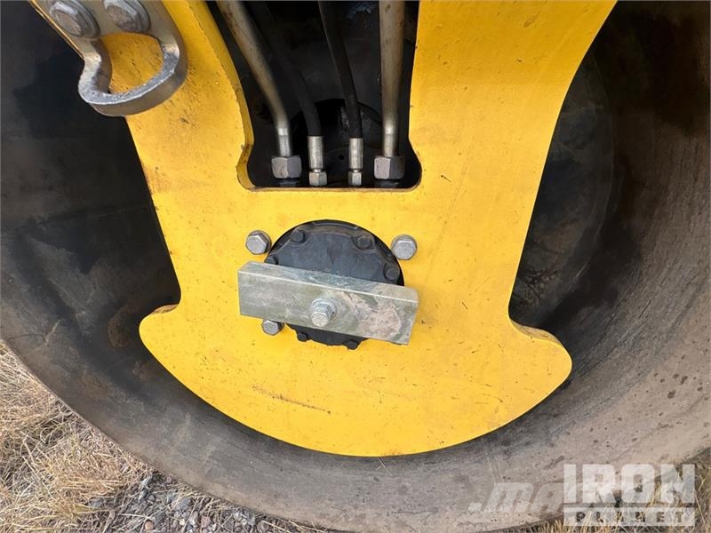 Bomag BW138AC Double Drum Roller مداحل ثنائية الاسطوانة