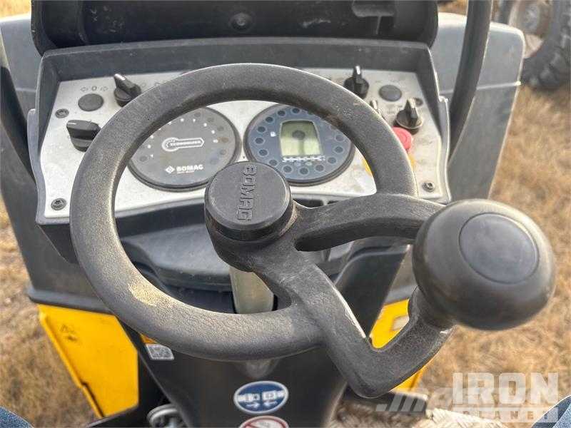 Bomag BW138AC Double Drum Roller مداحل ثنائية الاسطوانة