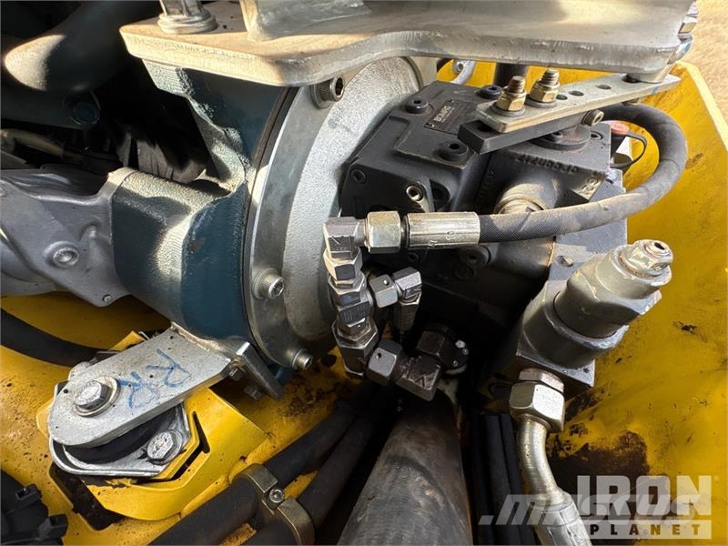 Bomag BW138AC Double Drum Roller مداحل ثنائية الاسطوانة