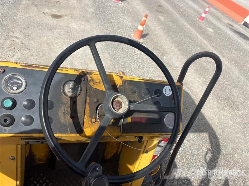 Bomag BW142D Smooth Drum Compactor Enojni valjarji