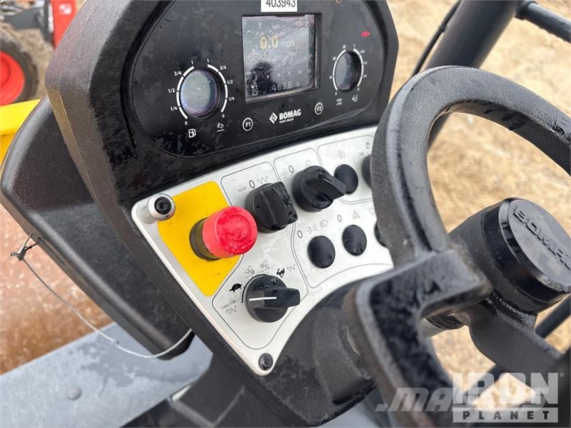 Bomag BW145D Smooth Drum Compactor 振動ローラ