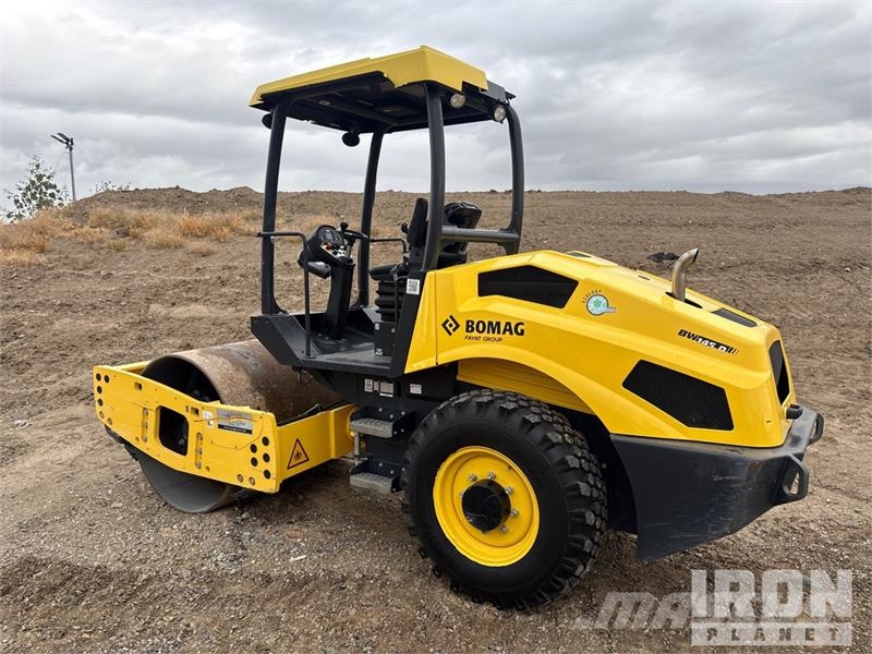 Bomag BW145D Smooth Drum Compactor 振動ローラ