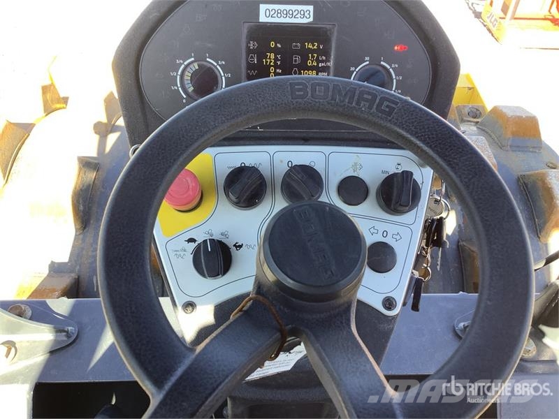 Bomag BW177D-5 Padfoot Drum Compactor Compactoare monocilindrice