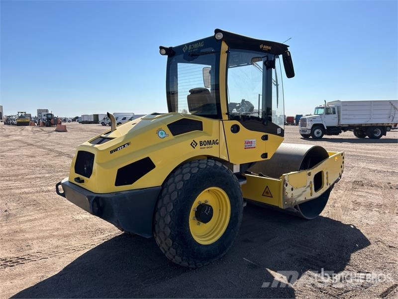 Bomag BW177D-5 Smooth Drum Compactor Walzenzüge