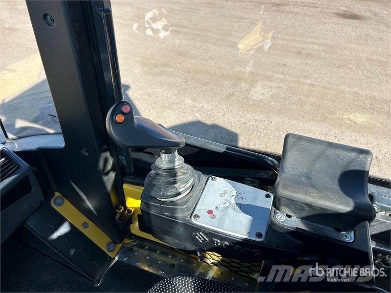 Bomag BW177D-5 Smooth Drum Compactor Walzenzüge