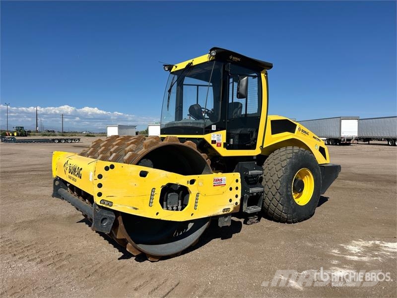 Bomag BW211D-5 Smooth Drum Compactor مداحل أحادية الأسطوانة