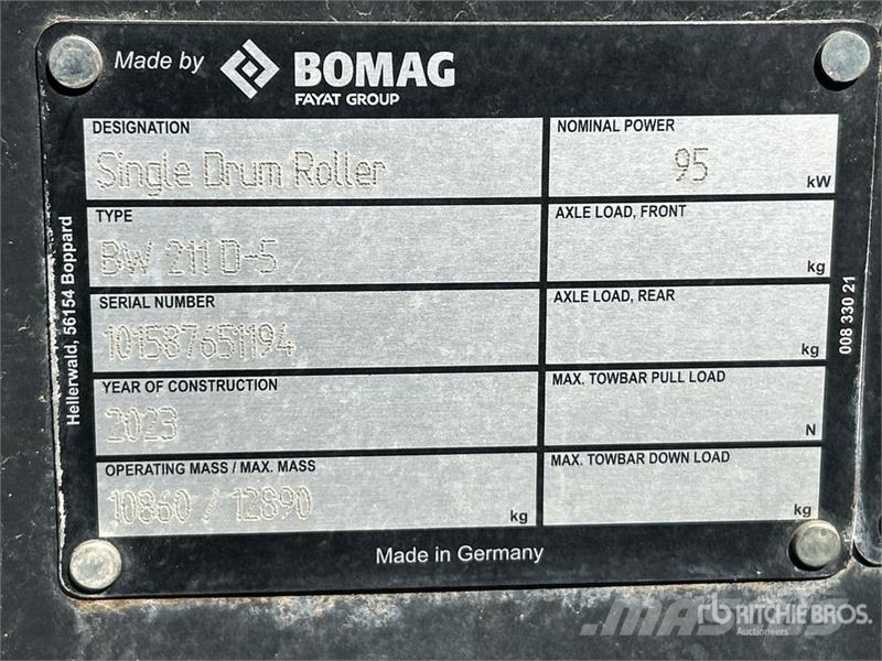 Bomag BW211D-5 Smooth Drum Compactor مداحل أحادية الأسطوانة
