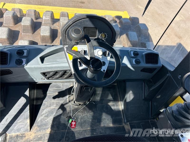 Bomag BW213PDH-5 Padfoot Drum Compactor Enojni valjarji