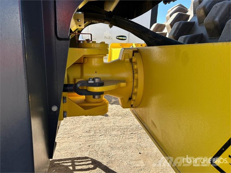 Bomag BW213PDH-5 Padfoot Drum Compactor Enojni valjarji