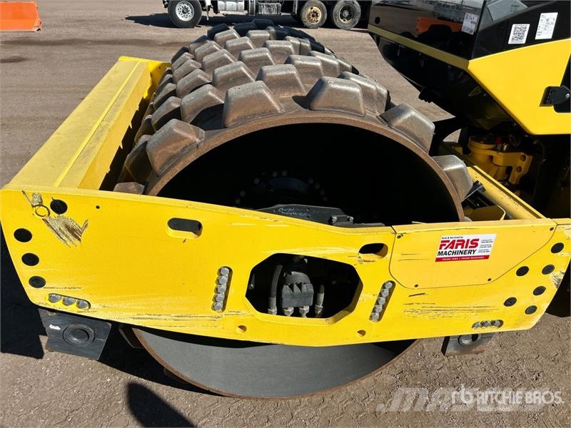 Bomag BW213PDH-5 Padfoot Drum Compactor Enojni valjarji