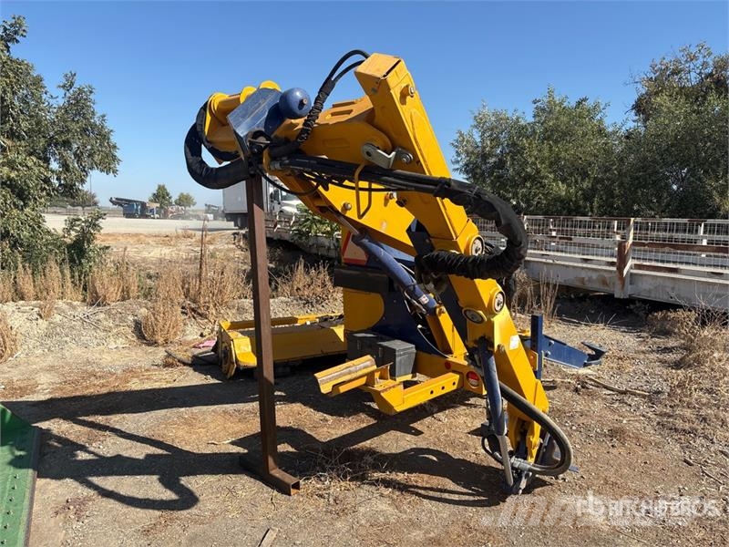 Bomford Turner 9066434 5 ft 4 in 3-Point Arm Flail Mower جزازات