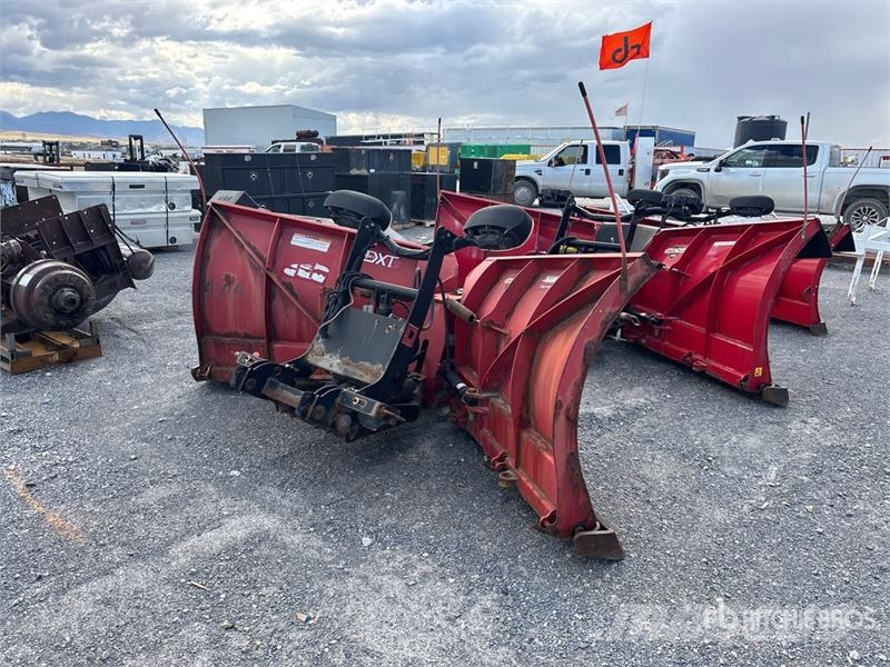 Boss 10 ft Power-V Snow Plow Schneeschilde und -pflüge