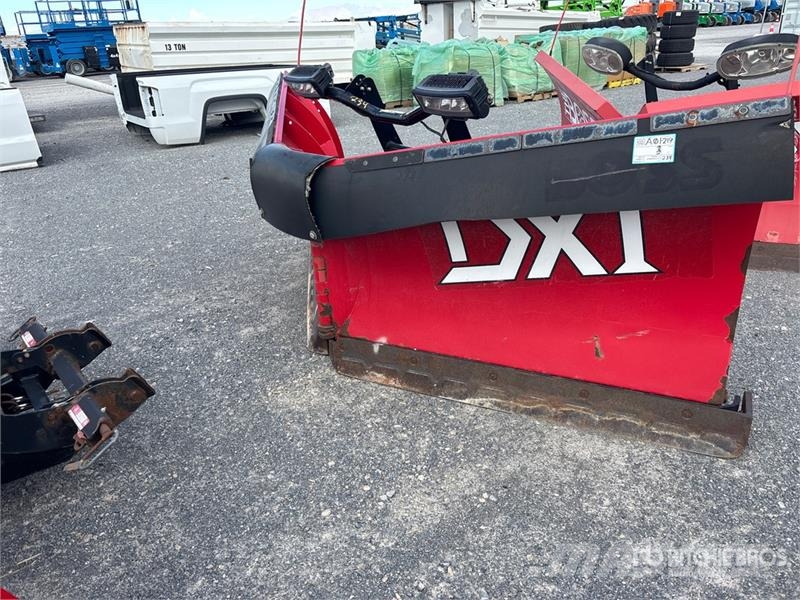 Boss 10 ft Power-V Snow Plow Schneeschilde und -pflüge