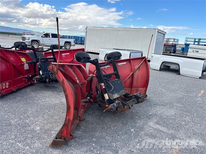 Boss 10 ft Power-V Snow Plow Schneeschilde und -pflüge
