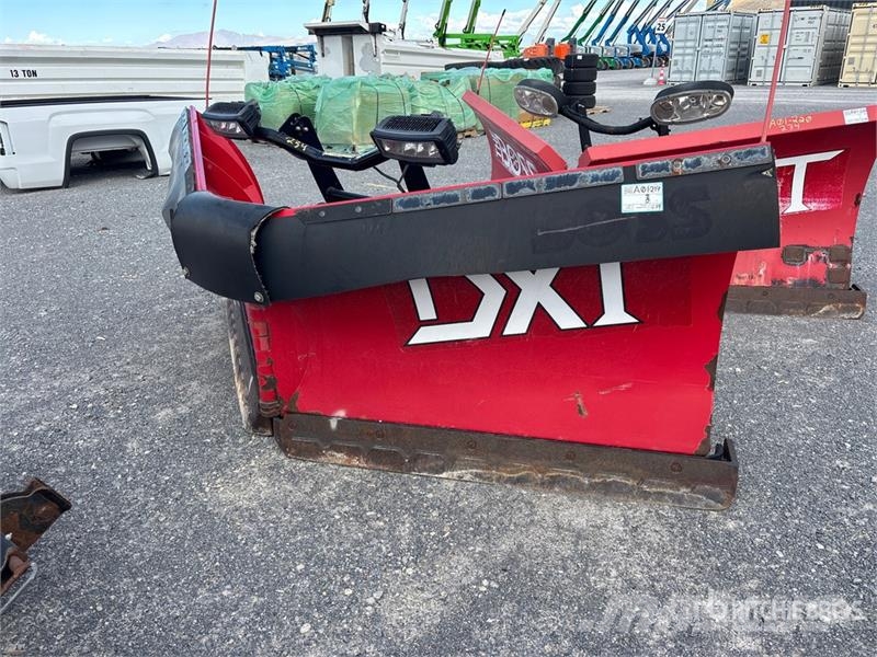 Boss 10 ft Power-V Snow Plow Schneeschilde und -pflüge