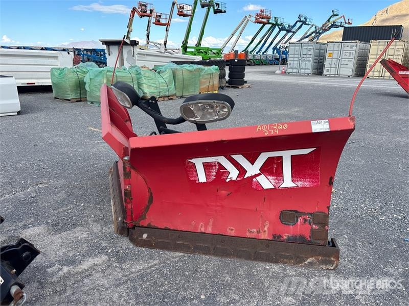 Boss 10 ft Power-V Snow Plow Schneeschilde und -pflüge