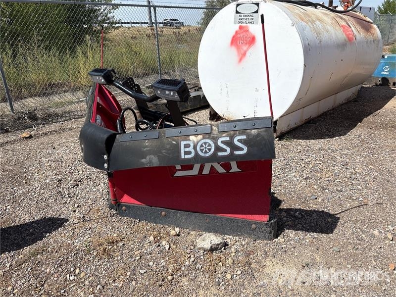 Boss DXT V-Plow 8 ft 2 in V Snow Plow - Fits Truck Снежные отвалы и плуги