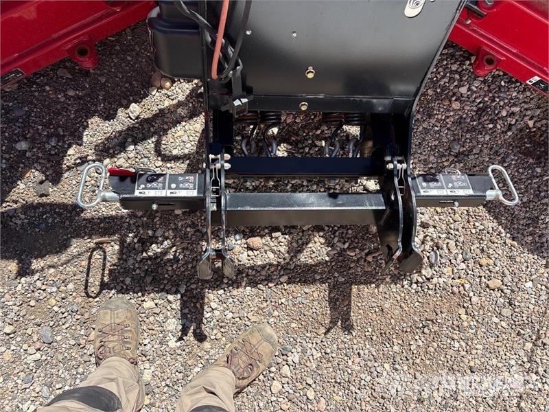 Boss DXT V-Plow 8 ft 2 in V Snow Plow - Fits Truck Снежные отвалы и плуги
