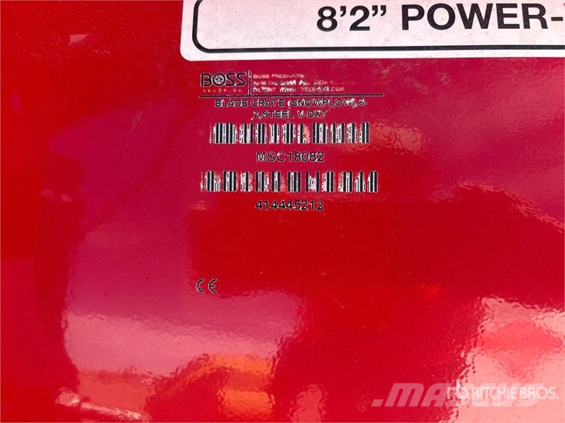 Boss DXT V-Plow 8 ft 2 in V Snow Plow - Fits Truck Снежные отвалы и плуги
