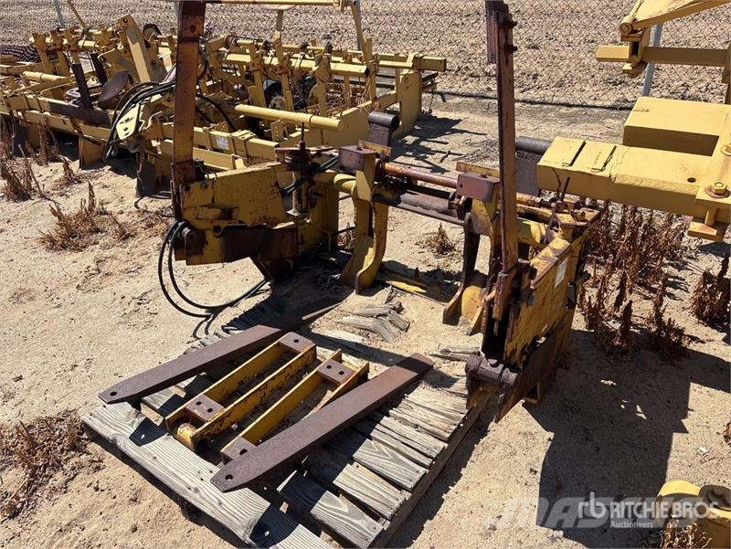 Brandt 48 in forklift attachment Other attachments and components
